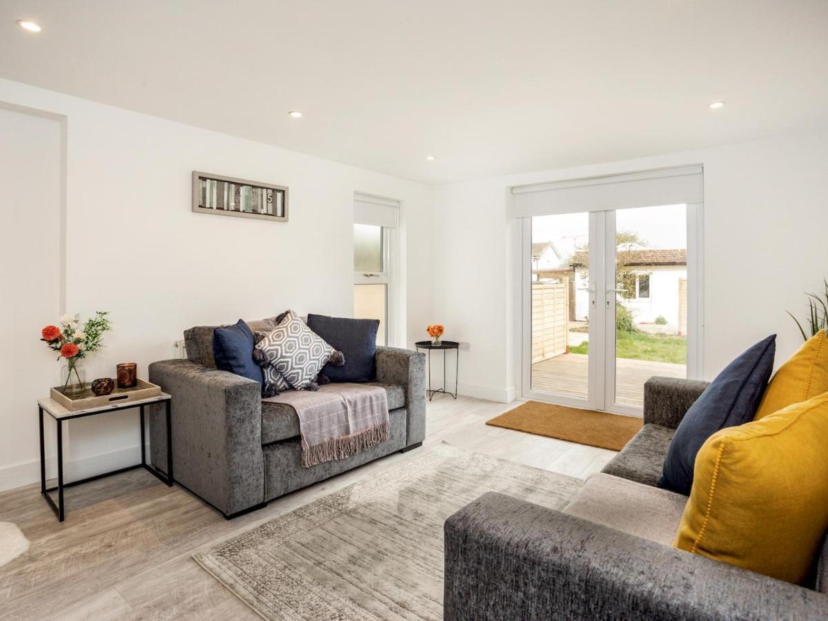 Beautiful 3BR Home for 6 in Windsor Exterior foto